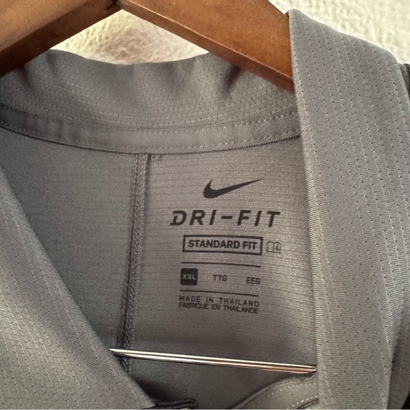 Nike Golf Dri-FIT Hacked Graphic Polo Shirt XXL Mens Performance Golf Athletic - Picture 7 of 13